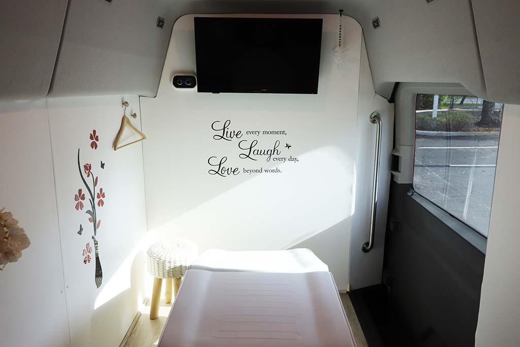 The best service... Right where you need it! Wellness on Wheels by LilyBelle